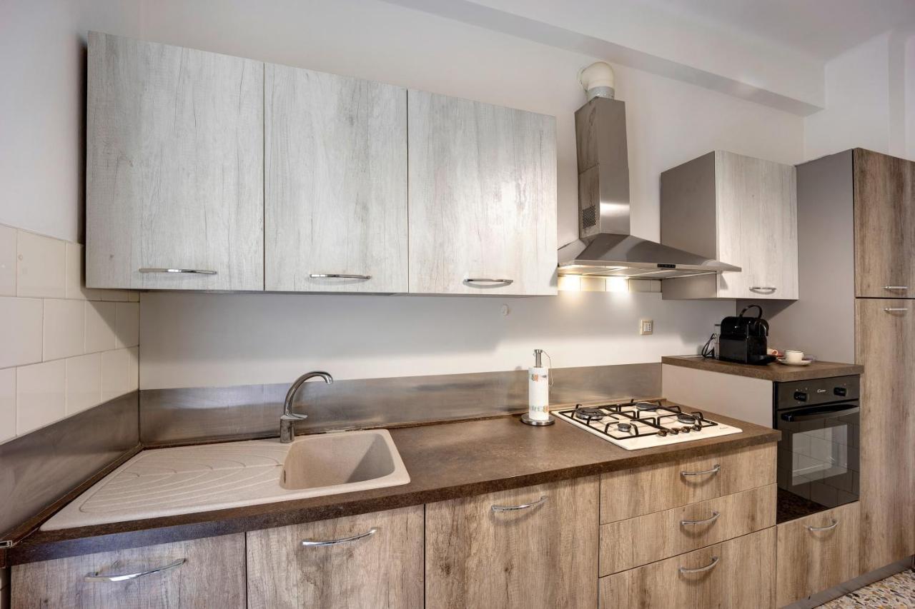 Appartamento Osteria Consani Ventimiglia Luaran gambar